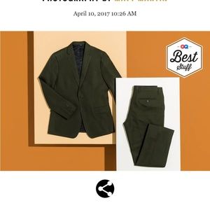 Banana Republic: olive green suit